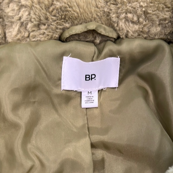 Brass Plum BP Cozy Olive Green Faux Fur Hoodie Size Medium - Picture 2 of 5